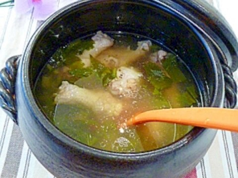 塩麹でお肉柔らか☆濃厚コラーゲン鶏スープ